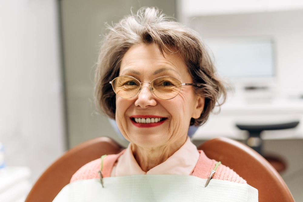 Dentures Vs Dental Implants